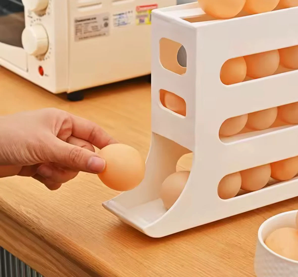 Automatic Egg Dispenser with Rolling System